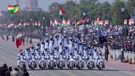 India, Independence Day: la parata dell'esercito è più da circo che militare