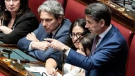 Lite social, Meloni accusa Conte: “Montaggio fake di me in aula”. La replica: “La butti in caciara”