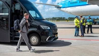 Il ct dell’Olanda Koeman alla moglie malata di cancro: “Ti aspetto negli Usa per la finale”