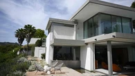 Airbnb, via ai servizi a domicilio nelle case-vacanza. Estetista, chef, fotografo… “Come in hotel”