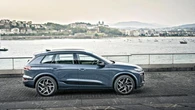 Audi Q6 e-tron, un pieno di tecnologia per sfruttare la potenza elettrica senza ansie da ricarica. Ecco come