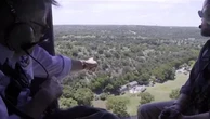 Inondazioni in Texas: il governatore Abbot sorvola in elicottero le zone disastrate