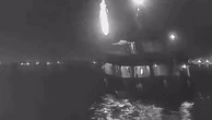 Dal cielo una striscia di fuoco: la Flotilla in fiamme, le riprese video da un'altra imbarcazione