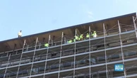 Inchiesta Milano, la protesta degli operai edili di fronte al tribunale