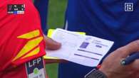 Un errore tecnico in Francia: il capitano dell’Auxerre chiede all’arbitro di rigiocare la partita