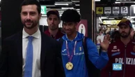 Mondiali di atletica, Mattia Furlani rientra in Italia tra gli applausi: "Ora guardo al futuro"