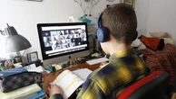 La scuola si svuota, a settembre in classe centomila studenti in meno