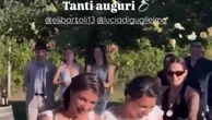 Il matrimonio delle calciatrici Bartoli e Di Guglielmo: felici sotto il riso e con lo stesso abito