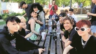 Tra i ragazzi Lgbtq che sfidano Orbán “L’Ungheria non è solo bianchi etero”