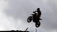 Gorizia, pilota di motocross muore a 20 anni sotto gli occhi del padre