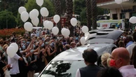 Sestri Levante, palloncini bianchi e lacrime, l'ultimo saluto a Camilla