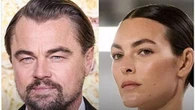 Leonardo DiCaprio rompe la “regola dei 25 anni”: la nuova fidanzata è la 27enne Vittoria Ceretti