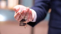Casa: l’83% degli italiani la considera bene rifugio, ma per il 75% mantenerla costa troppo