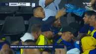 Scontri tra tifosi, l'ex calciatore Riquelme (ora presidente) placa gli ultras del Boca Juniors