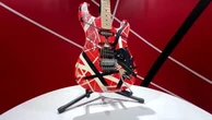 All'asta la chitarra elettrica Kramer di Eddie Van Halen's: valutata 2/3 milioni di dollari