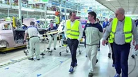 L'ex ceo Tavares: «Filosa scelta logica per guidare Stellantis. Il cda lo supporti»
