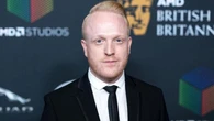 Owain Rhys Davies, morto l’attore star di “Twin Peaks”. Aveva 44 anni