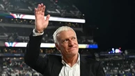 Morta la mamma di Deschamps. Il ct torna in Francia