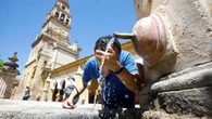 Allarme caldo da nord a sud: in Sardegna picchi oltre i 40 gradi e rischio incendi