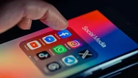 La Lega chiede lo stop di Facebook, TikTok, X e Instagram per gli under 14. Via anche da WhatsApp