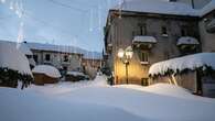 Previsioni meteo, prima della Befana arrivano pioggia e neve. Fiocchi anche in pianura