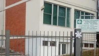 Ragazza di 18 anni muore durante la festa di fine scuola a Somma Lombardo: aveva problemi cardiaci