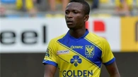 Sbatte la testa contro i tabelloni pubblicitari, Samuel Asamoah rischia la paralisi