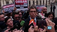 Orban da Meloni, il flash mob di +Europa: "Simbolo di democrazia illiberale"