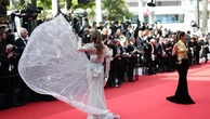 Red carpet di Cannes, le pagelle. Da Elle Fanning a Jane Fonda, la classe non ha età