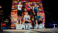La premiazione della Vuelta nel parcheggio di un hotel di Madrid. Vingegaard: “Che dispiacere”