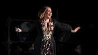 Adele, il grande ritorno: in programma un disco, un tour e un’autobiografia
