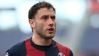 Sospesa la patente all’ex capitano del Milan Davide Calabria: usava il telefonino mentre guidava
