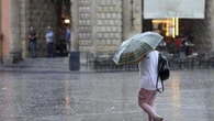 Previsioni meteo, continua l’allerta: estremo maltempo su mezza Italia