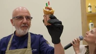 Franco Pepe show: ecco la sua pizza fritta "Est-Italia"