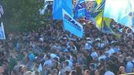 Lazio, in migliaia manifestano davanti allo stadio Flaminio contro il presidente Lotito