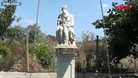 Gioia Tauro, nascondeva 30 kg di cocaina dentro la copia del Mosè di Michelangelo: arrestato