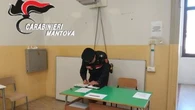 Crolla la lavagna elettronica in aula: feriti una docente e uno studente all’Itis di Mantova