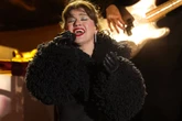 Kelly Clarkson ‘devastated’ after postponing Las Vegas residency show