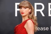 Taylor Swift fans up in arms over AMAs absence despite recent teasers