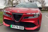 Alfa Romeo Junior Elettrica: The grille can’t help it