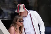 Man arrested at Travis Kelce home ‘while trying to serve Taylor Swift’