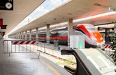 Allarme bomba alla stazione di Firenze, controlli su un Frecciarossa diretto a Milano: disagi alla circolazione dei treni