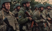 La mossa dell’Ucraina per provare a contenere l’avanzata della Russia: via libera all’arruolamento nell’esercito dei carcerati