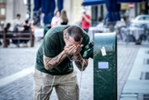 Caldo infernale nel weekend, bollino rosso per 11 città. Ma al Nord Italia arriva il maltempo