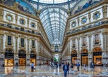 Milano, Tiffany pagherà un affitto stellare per la vetrina in Galleria: canone di 3,6 milioni di euro annui
