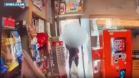 Torino, il tabaccaio: «Io rapinato sei volte in un mese. Chi spara ai ladri fa bene»