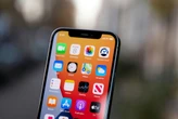 Caserta porta a riparare il suo smartphone e il suo conto in banca viene svuotato: rubati 87mila euro