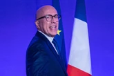 Francia, è caos tra i Repubblicani. No all’alleanza con Le Pen, il partito caccia il presidente Ciotti. La replica: «Non me ne vado»