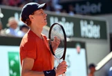 Sinner, che fatica: la vittoria al terzo set contro Struff vale l’accesso alla semifinale dell’Atp di Halle