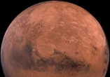 C’è stata vita su Marte? Nuovi indizi dall’ultima scoperta della Nasa: «L’acqua scorreva così forte da trasportare rocce grandi come auto»